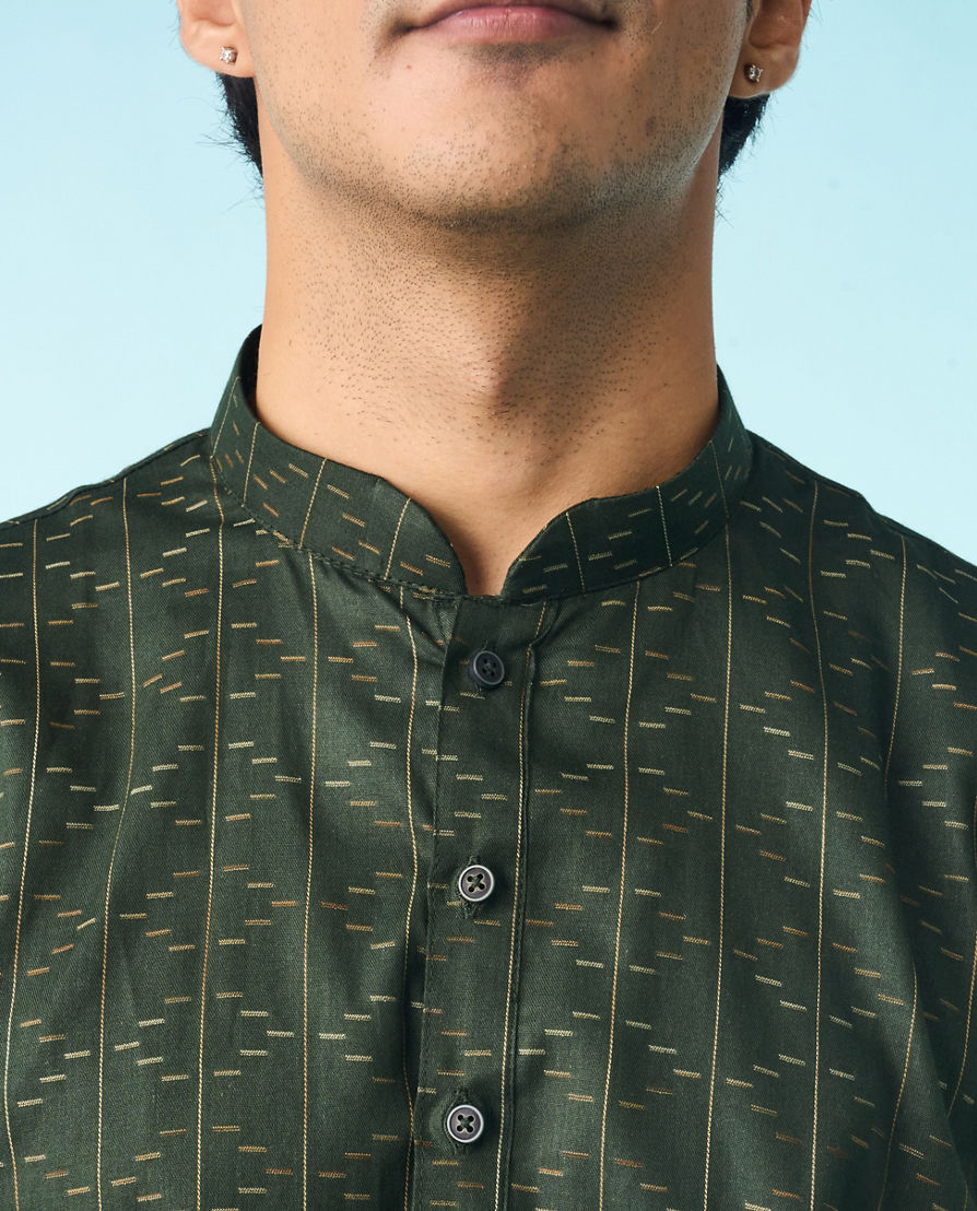Diwas Men Dark Green Cotton Printed Kurta