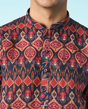 Diwas Men Dark Blue Enthralling Kurta