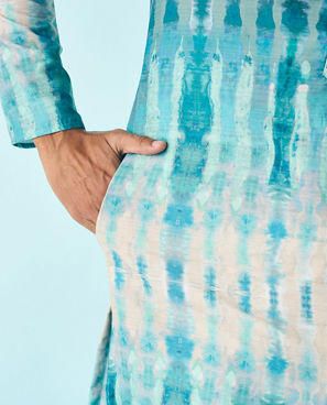 Diwas Men Aqua Green Elegance Kurta