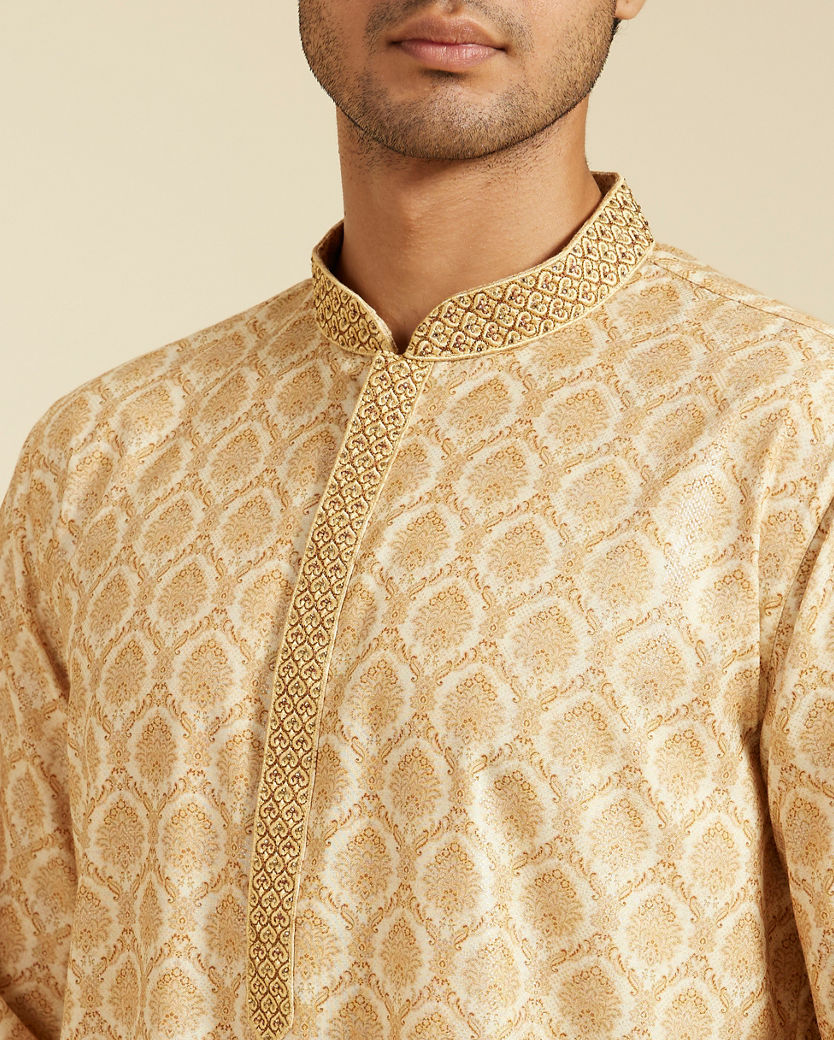 alt message - Diwas Men Sand Beige Medallion Kurta with Embroidered Neck image number 1