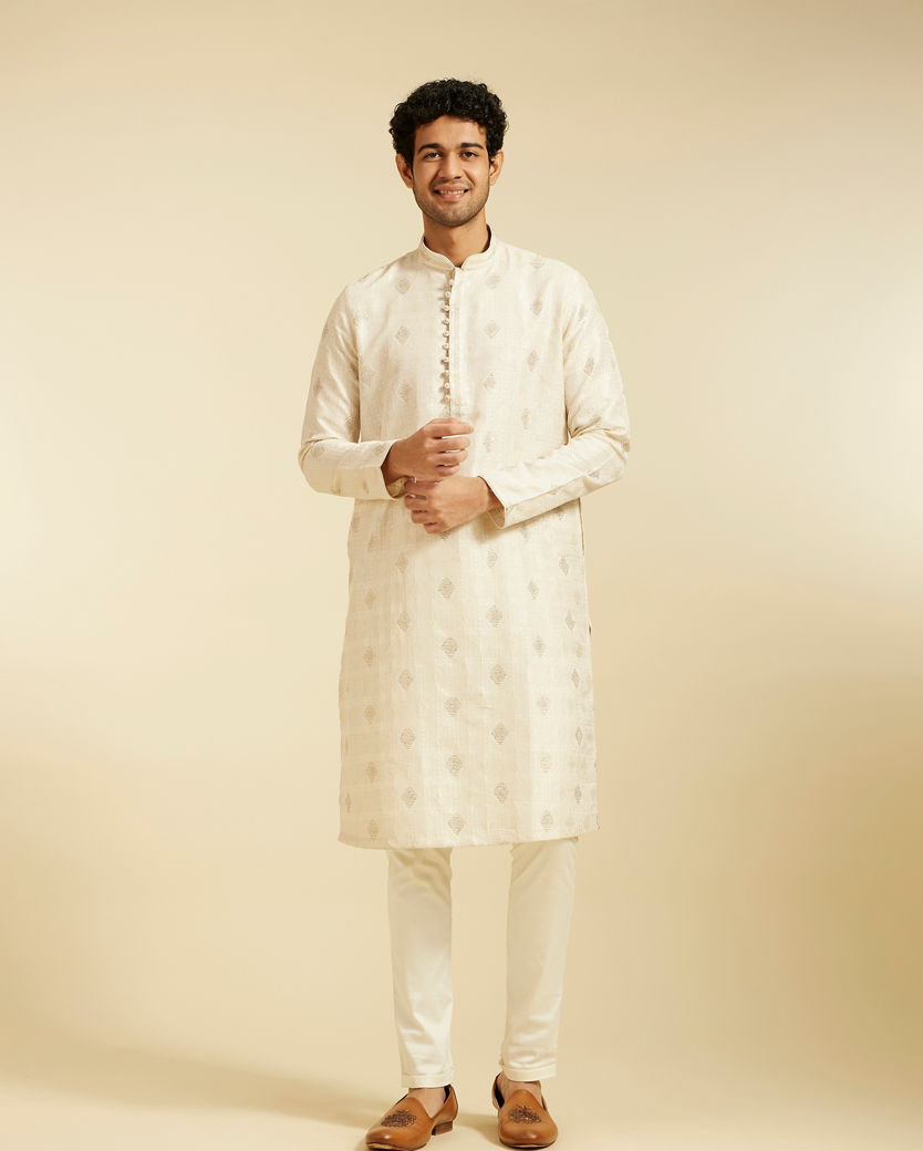 Diwas Men Cream White Diamond Patterned Kurta with Potli Buttons