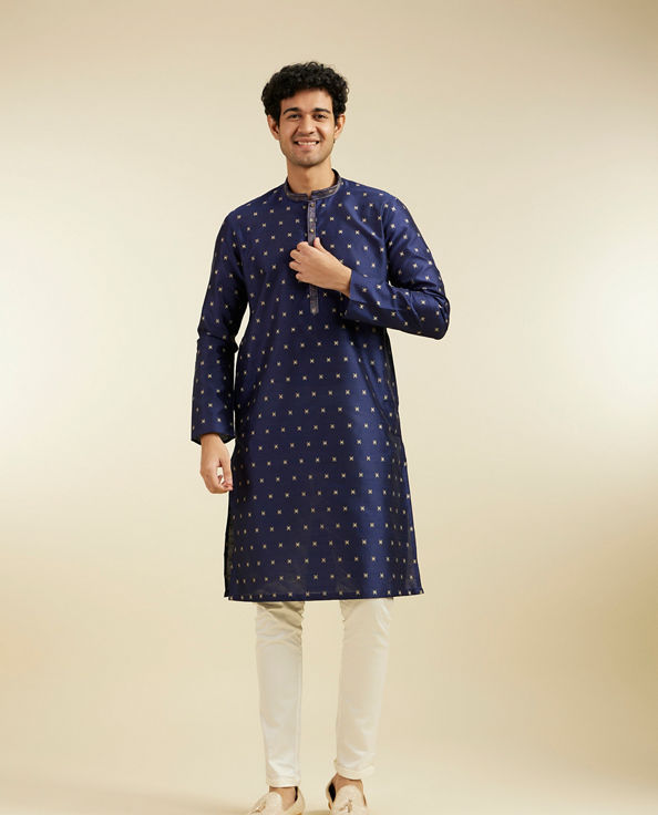 alt message - Diwas Men Indigo Blue Buta Embroidered Kurta with Sequin image number 2