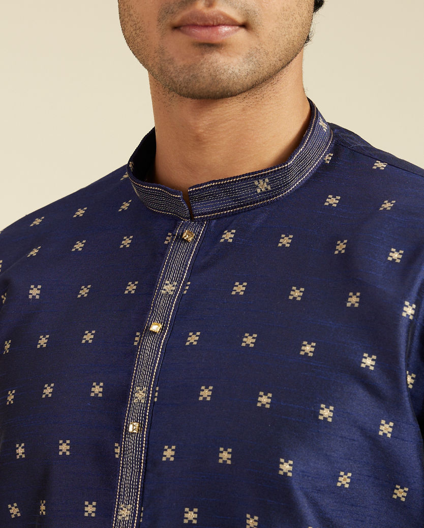 Diwas Men Indigo Blue Buta Embroidered Kurta with Sequin