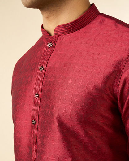 Diwas Men Elegant Maroon Kurta