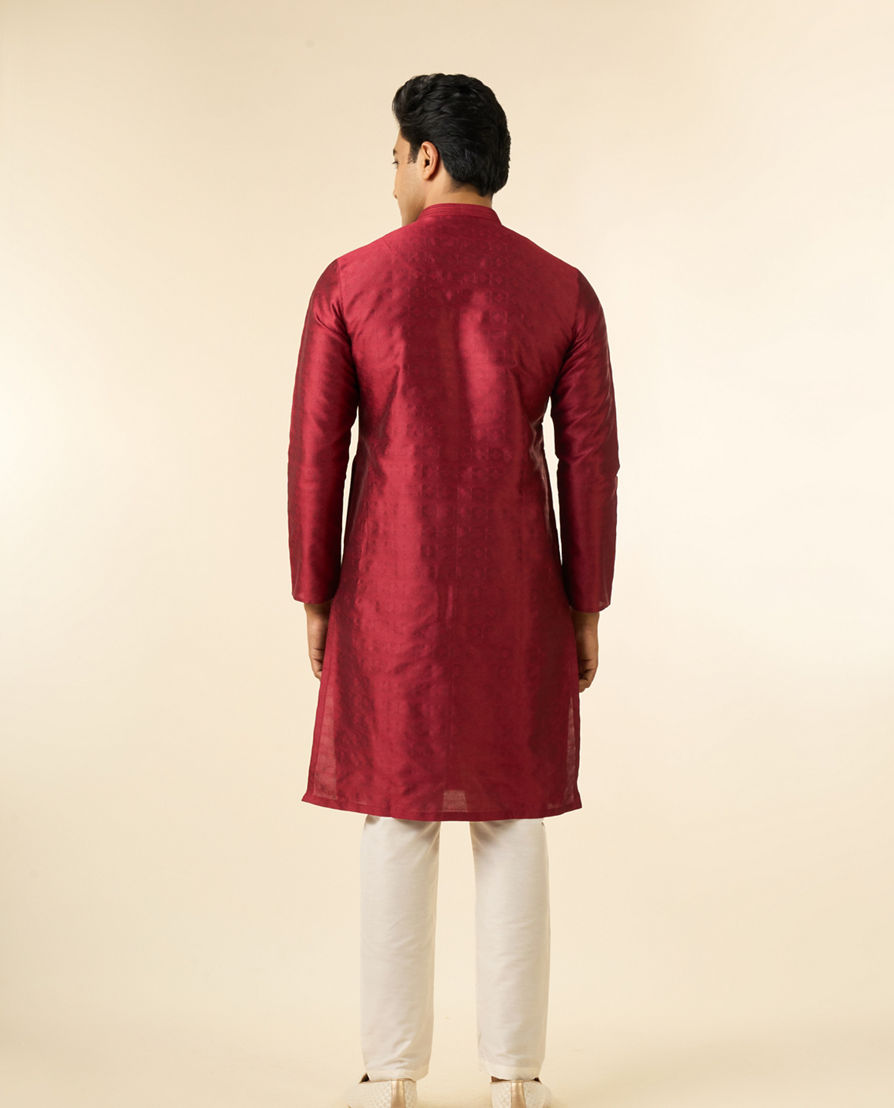 Diwas Men Elegant Maroon Kurta