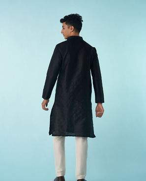 Diwas Men Majestic Black Kurta
