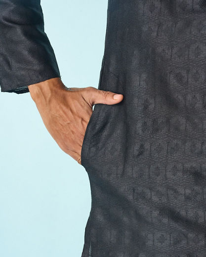 Diwas Men Majestic Black Kurta