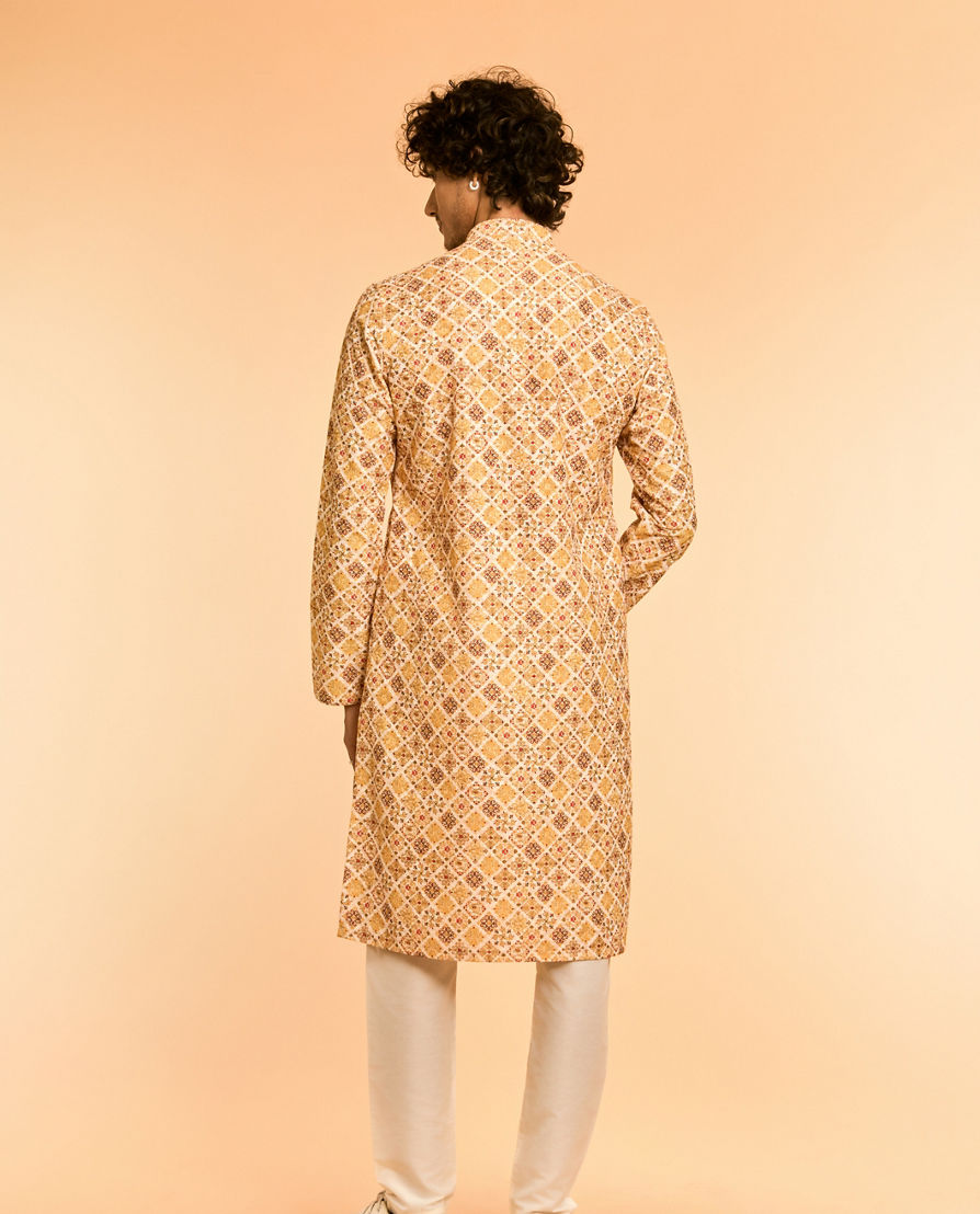 Diwas Men Yellow Diwaas Special Kurta