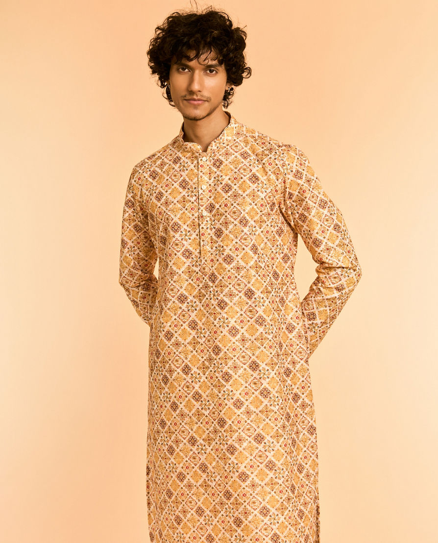 Diwas Men Yellow Diwaas Special Kurta
