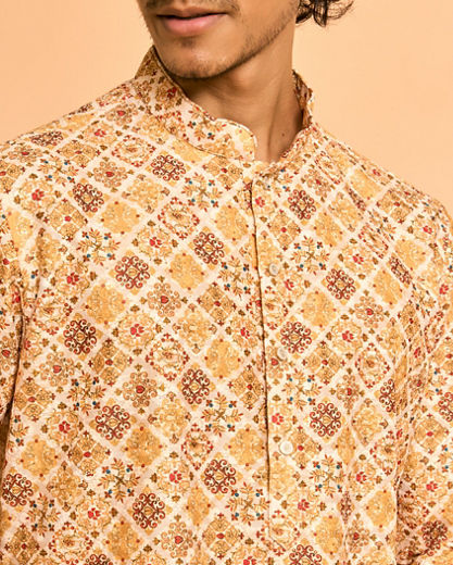 Diwas Men Yellow Diwaas Special Kurta