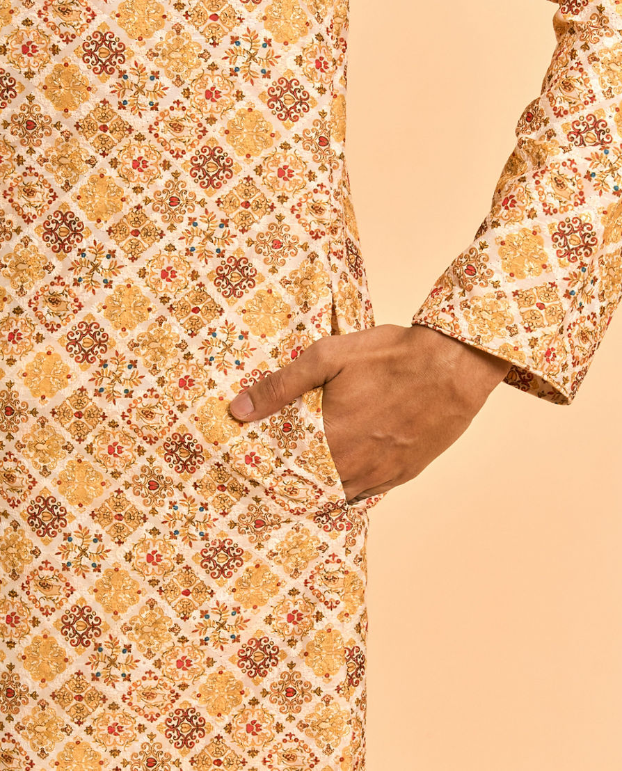 Diwas Men Yellow Diwaas Special Kurta