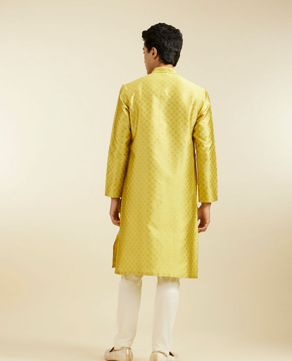 alt message - Diwas Men Mehndi Green Patterned Kurta image number 4