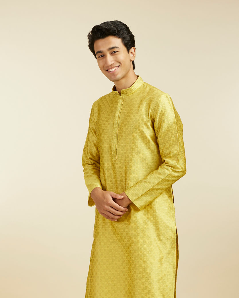 alt message - Diwas Men Mehndi Green Patterned Kurta image number 0