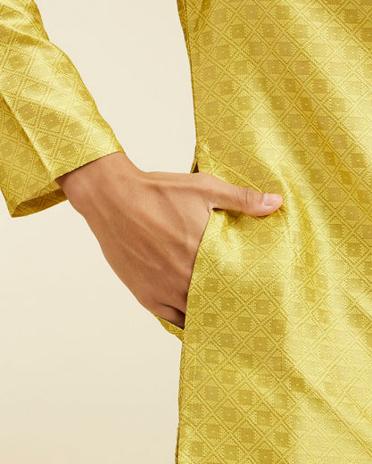 Diwas Men Mehndi Green Patterned Kurta