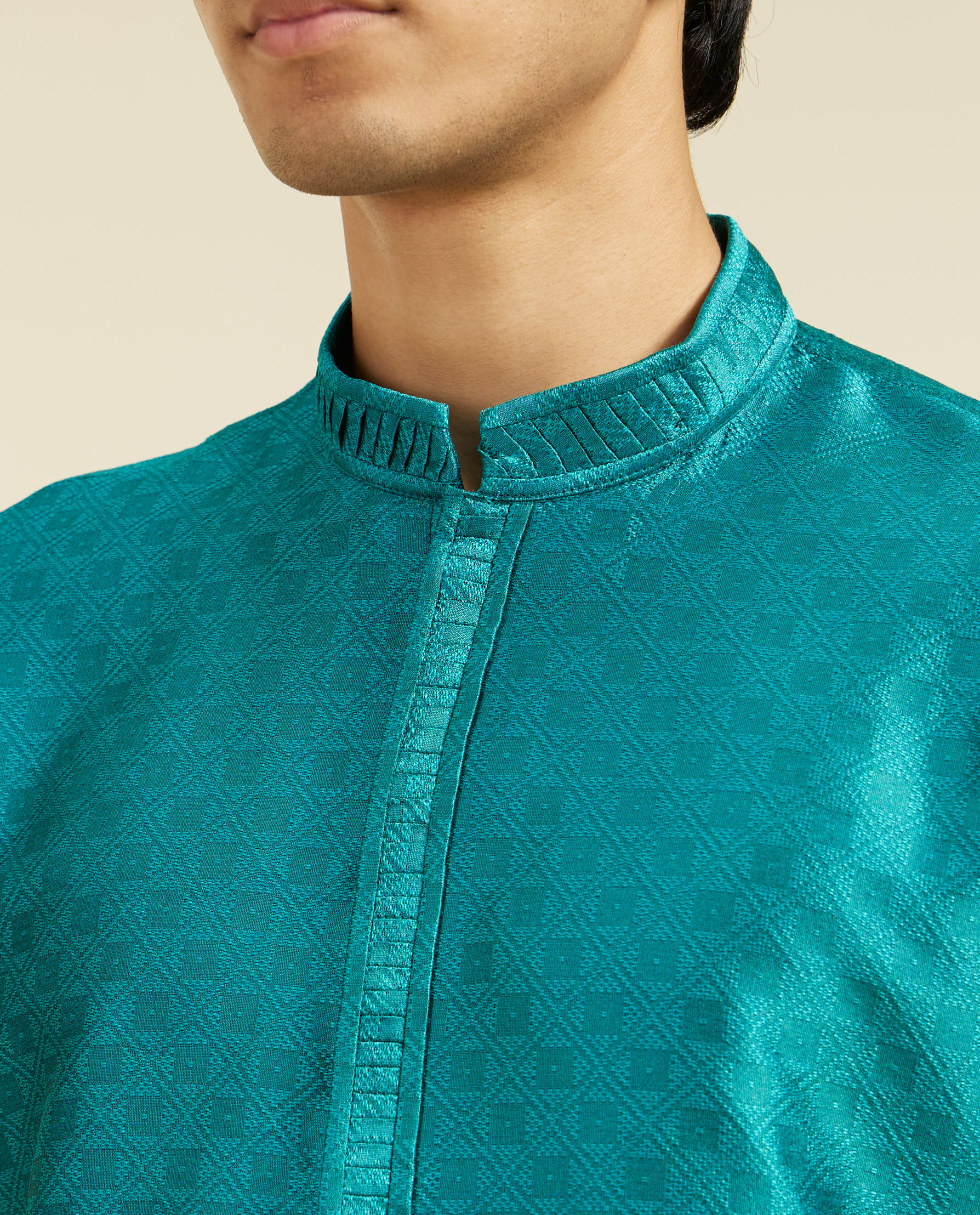 alt message - Diwas Men Teal Green Lattice Patterned Kurta image number 1