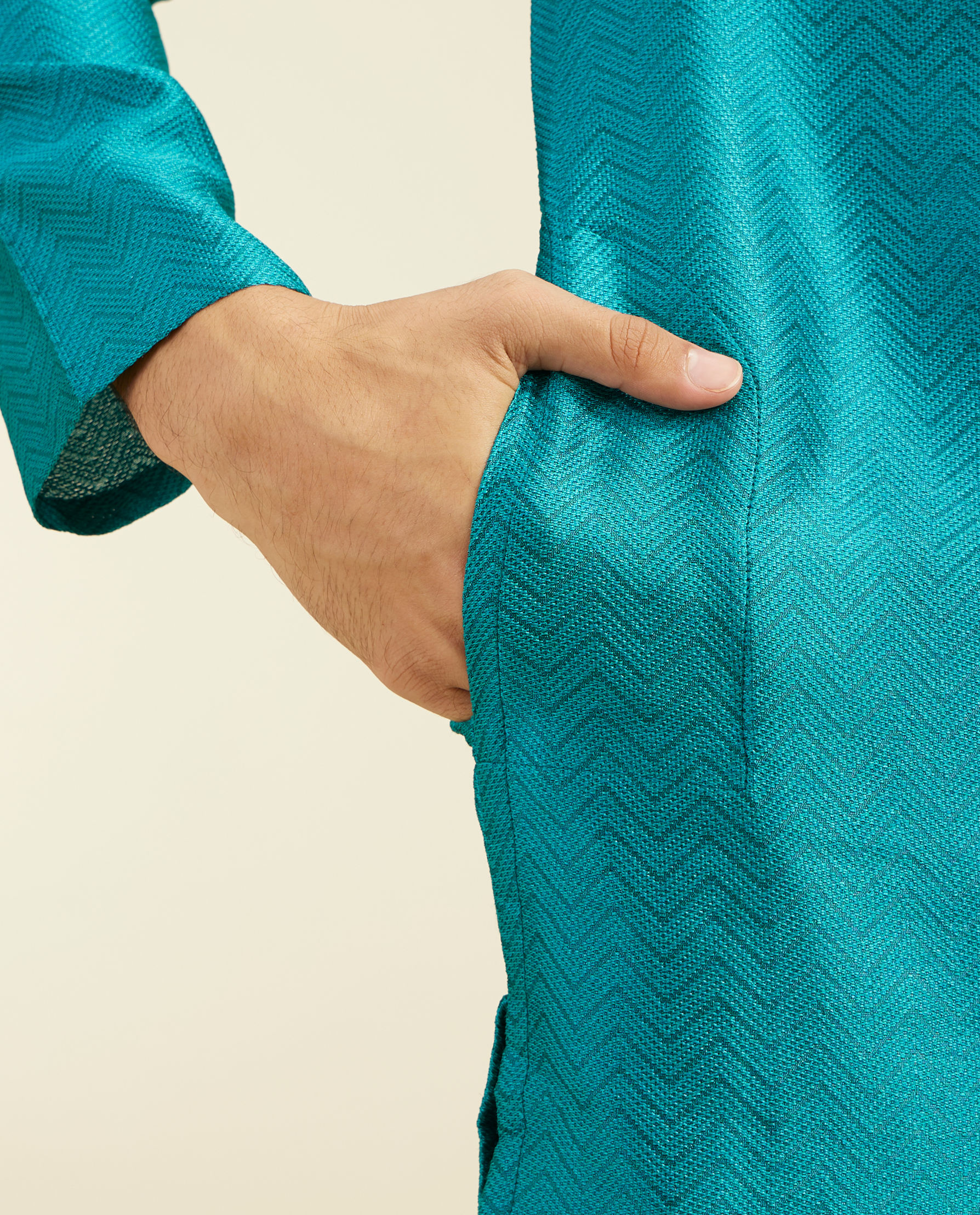 Diwas Men Teal Green Chevron Patterned Kurta