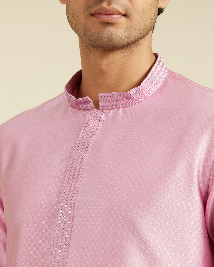 alt message - Diwas Men Bubblegum Pink Lattice Kurta with Sequin Work image number 1