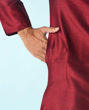 Diwas Men Maroon Art Silk Fancy Kurta