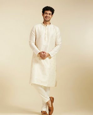 Diwas Men Cream White Buta Patterned Kurta with Sequinned Neckline
