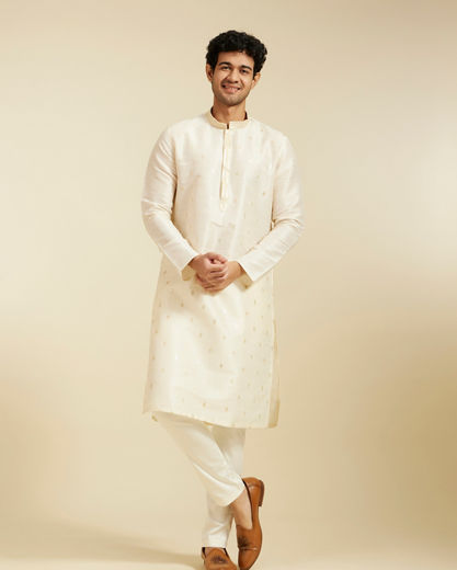 Diwas Men Cream White Buta Patterned Kurta with Sequinned Neckline
