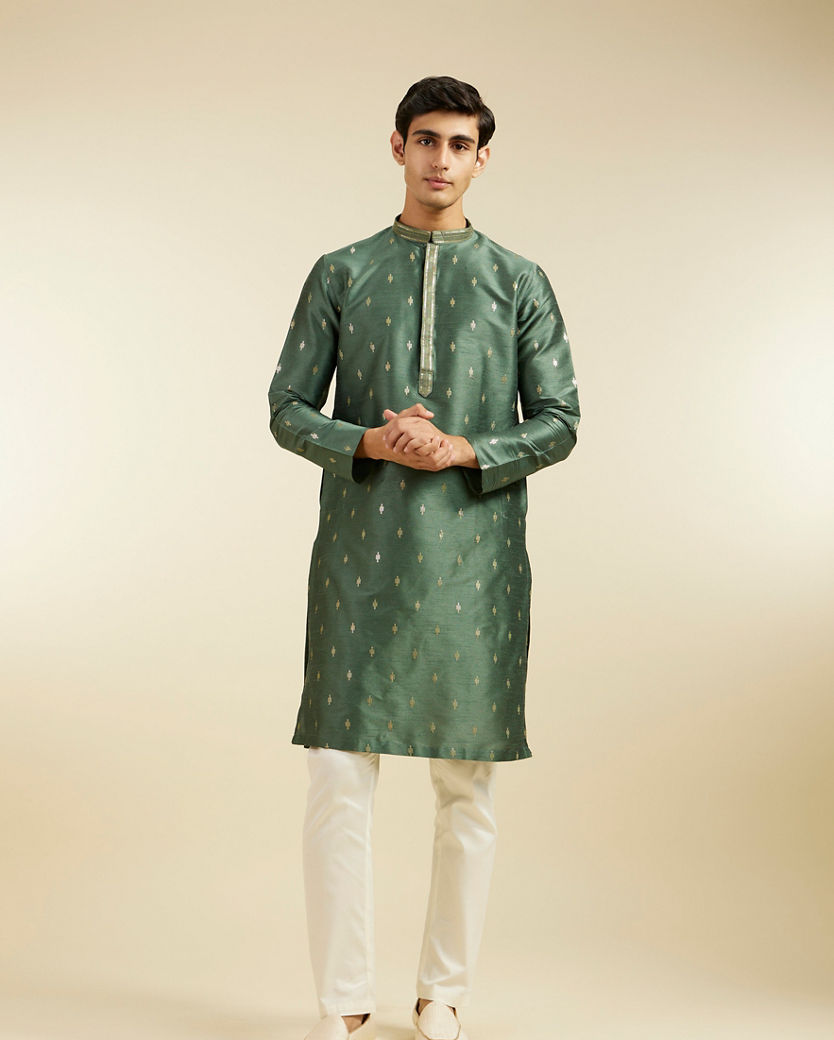 alt message - Diwas Men Bottle Green Buta Kurta with Sequinned Neckline image number 2