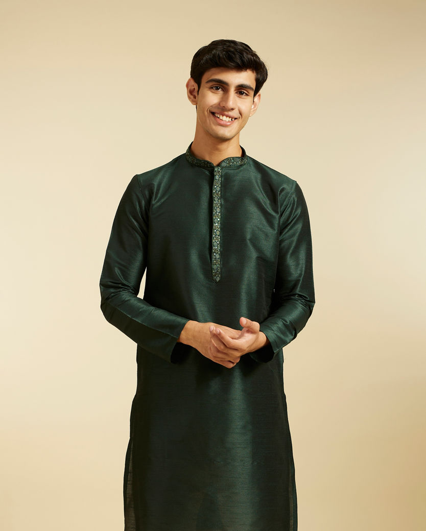 Diwas Men Bottle Green Plain Kurta with Embroidered Neckline