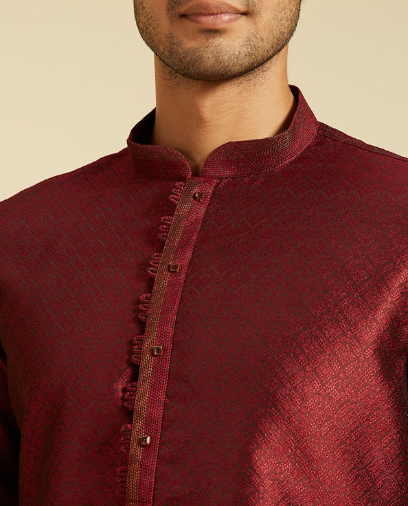 alt message - Diwas Men Maroon Red Grid Patterned Kurta image number 1