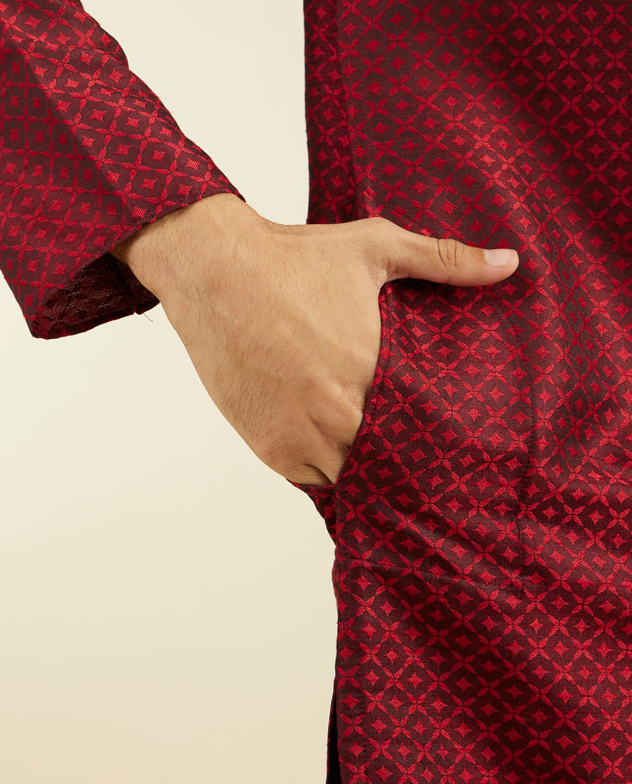 Diwas Men Maroon Red Lattice Patterned Kurta
