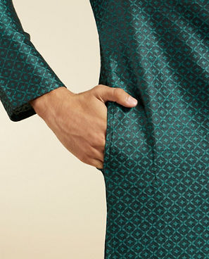 Diwas Men Bottle Green Lattice Patterned Kurta
