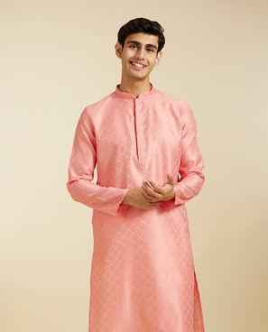 Diwas Men Flamingo Pink Jaal Patterned Kurta