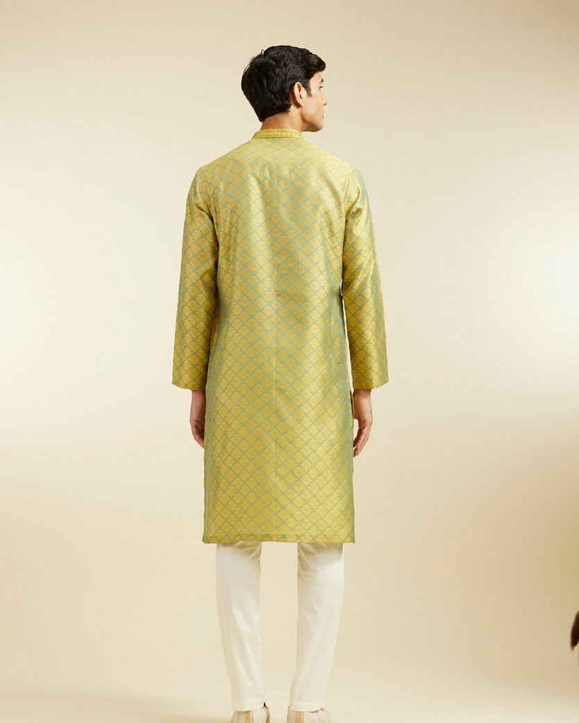 alt message - Diwas Men Mehndi Green Jaal Patterned Kurta image number 4