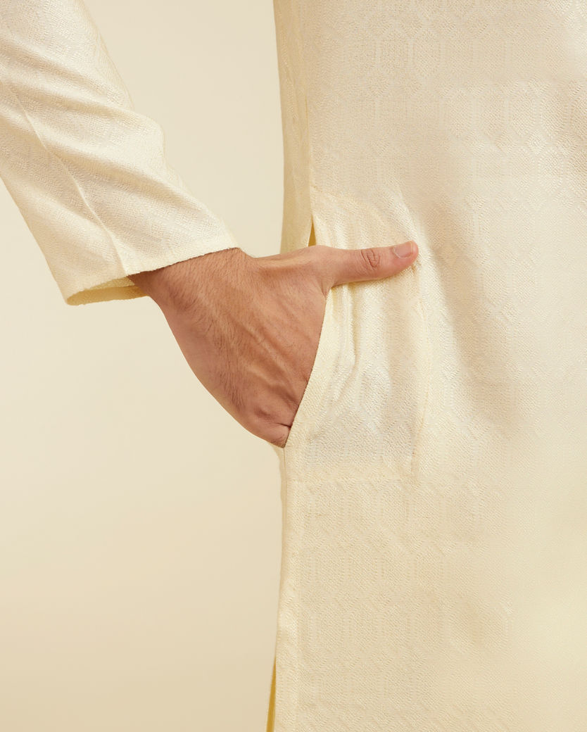 Diwas Men Cream White Honeycomb Patterned Kurta