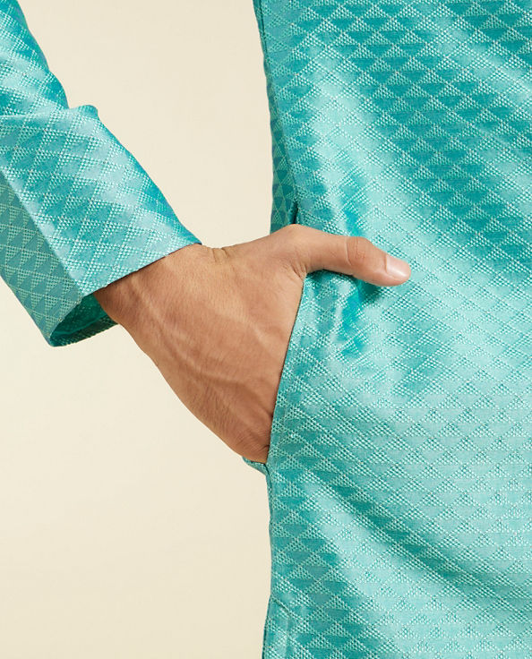 Diwas Men Aqua Green Lattice Patterned Kurta with Striped Placket