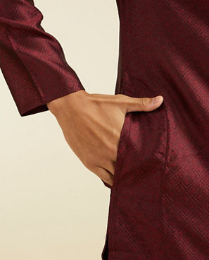 Diwas Men Maroon Red Grid Patterned Kurta with Embroidered Neckline