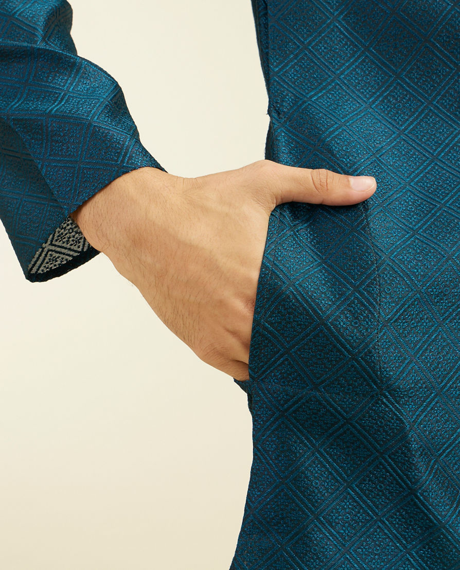Diwas Men Teal Blue Grid Patterned Kurta with Embroidered Neckline