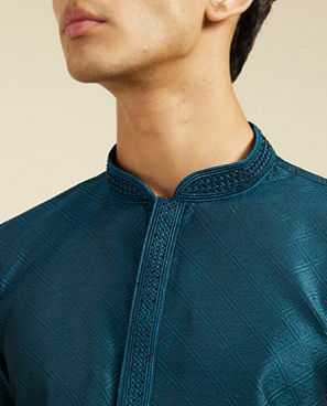 Diwas Men Teal Blue Grid Patterned Kurta with Embroidered Neckline