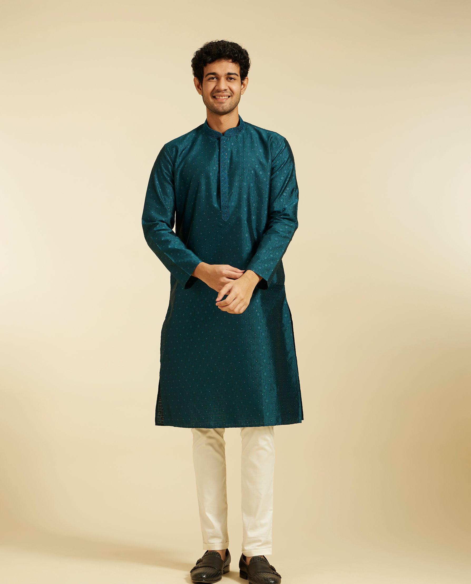 Diwas Men Teal Blue Buta Patterned Kurta with Rhinestones