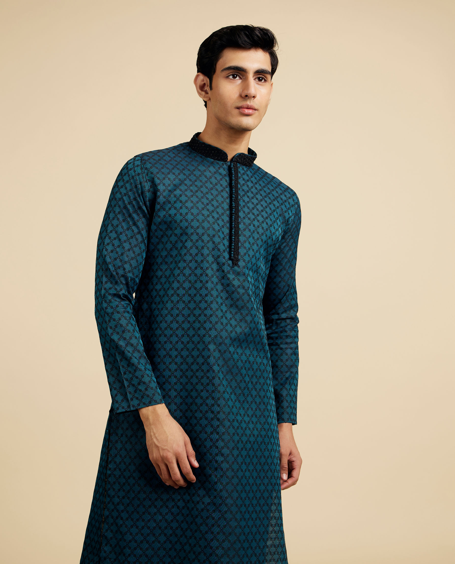 Diwas Men Teal Green Grid Patterned Kurta