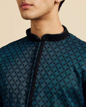 Diwas Men Teal Green Grid Patterned Kurta