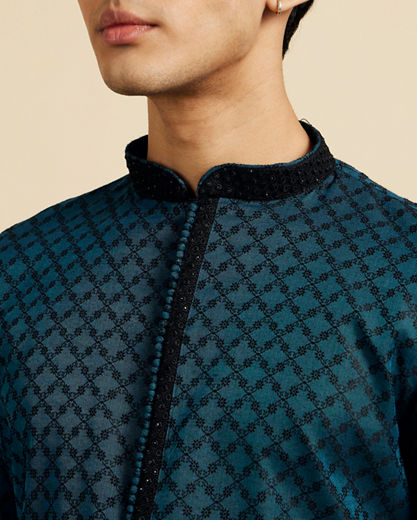 Diwas Men Teal Green Grid Patterned Kurta