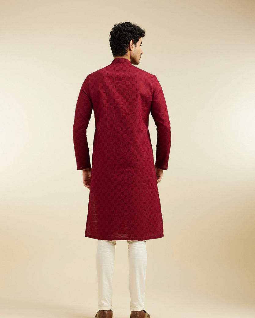 alt message - Diwas Men Maroon Grid Kurta with Embroidered Placket image number 4