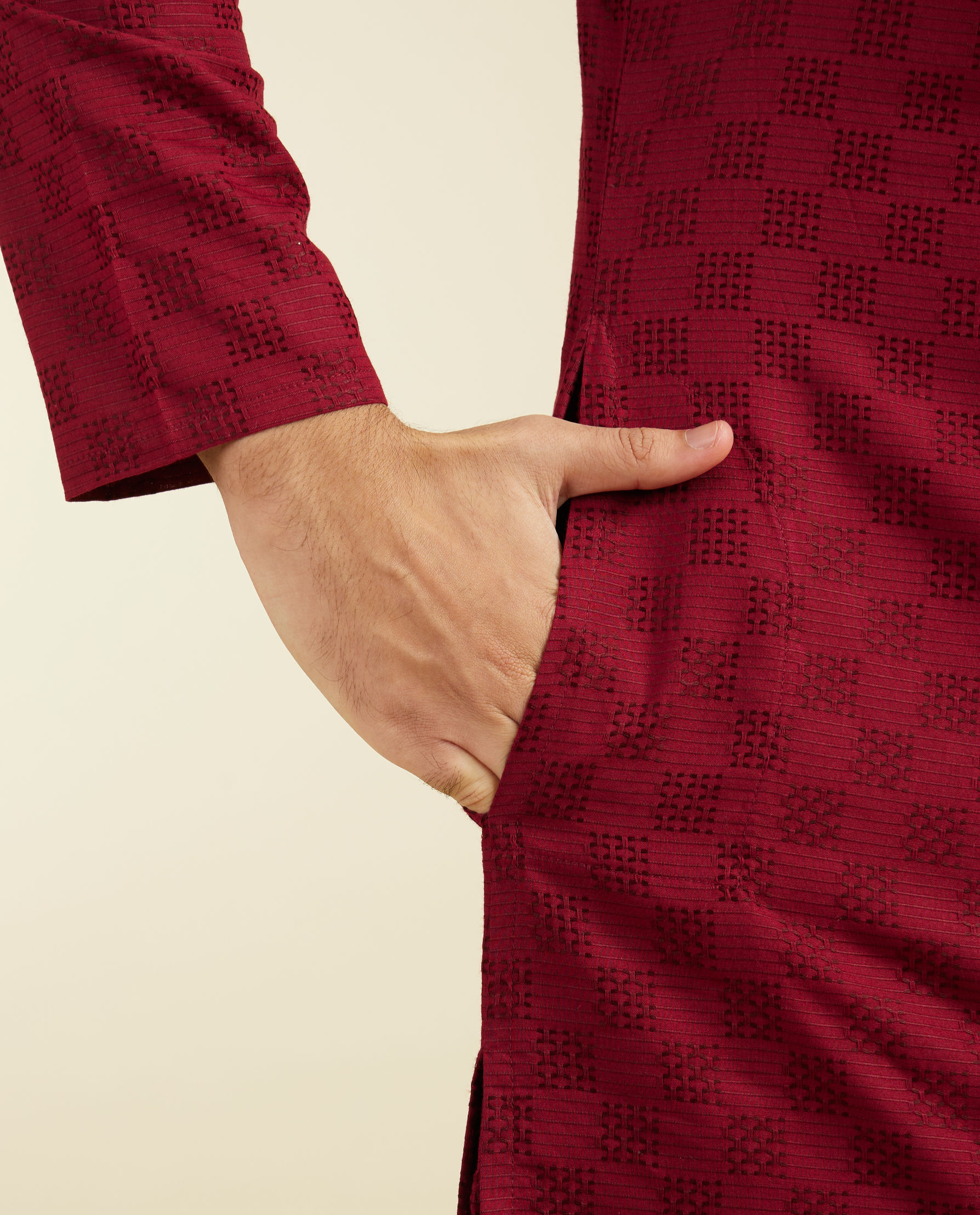 alt message - Diwas Men Maroon Grid Kurta with Embroidered Placket image number 3