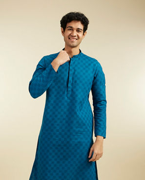Diwas Men Teal Blue Grid Patterned Kurta with Embroidered Placket