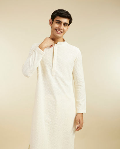 Diwas Men Cream White Chikankari Kurta with Sequin