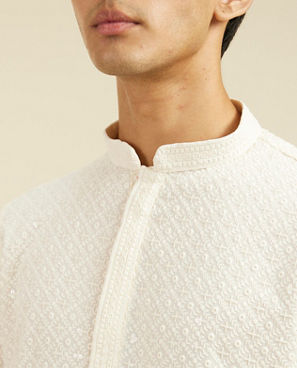 Diwas Men Cream White Chikankari Kurta with Sequin