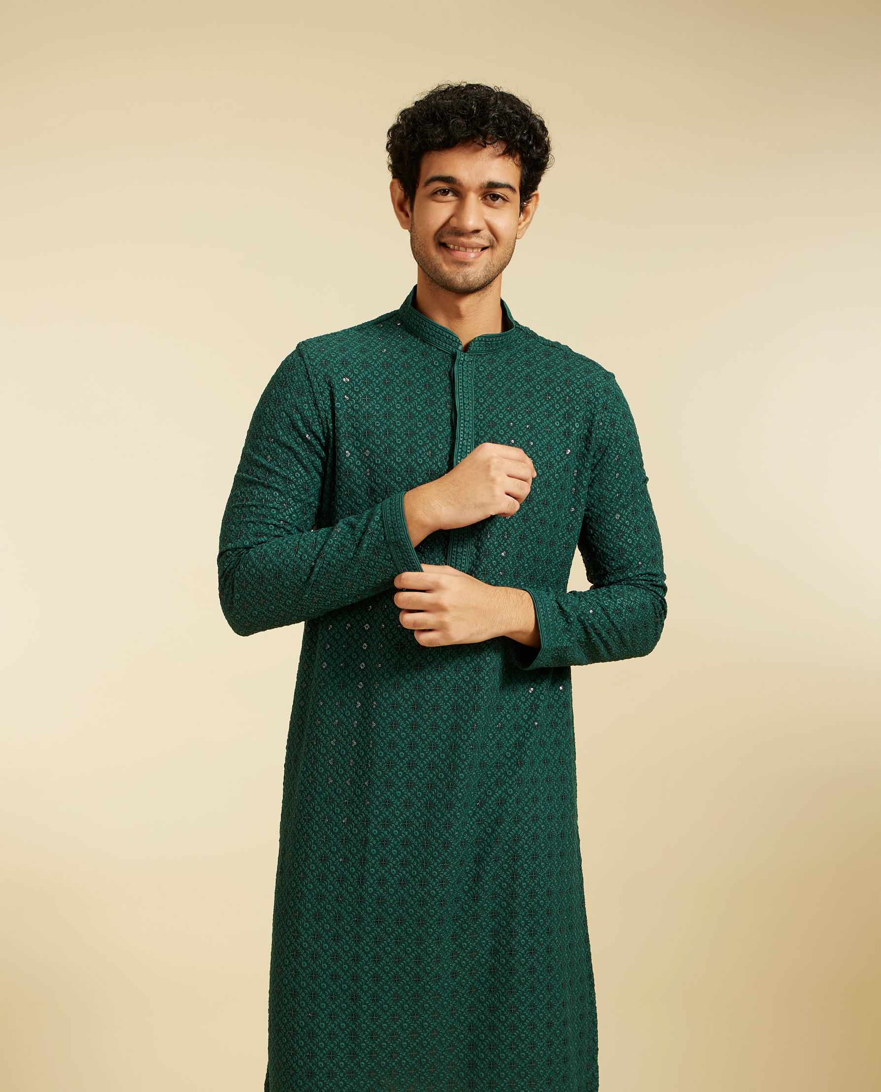 alt message - Diwas Men Bottle Green Chikankari Kurta with Sequin image number 0