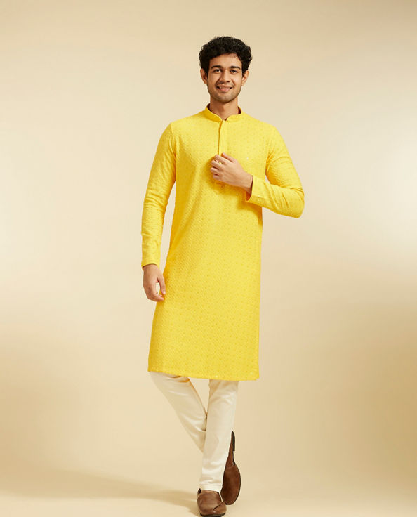 alt message - Diwas Men Sunshine Yellow Chikankari Kurta with Sequin image number 2