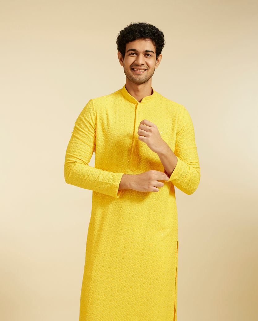 alt message - Diwas Men Sunshine Yellow Chikankari Kurta with Sequin image number 0