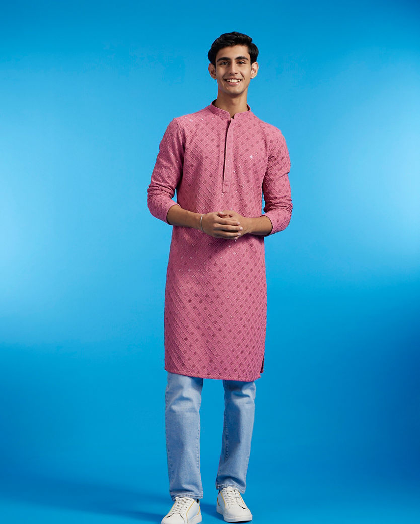 alt message - Diwas Men Dusty Pink Chikankari Kurta With Sequins image number 2