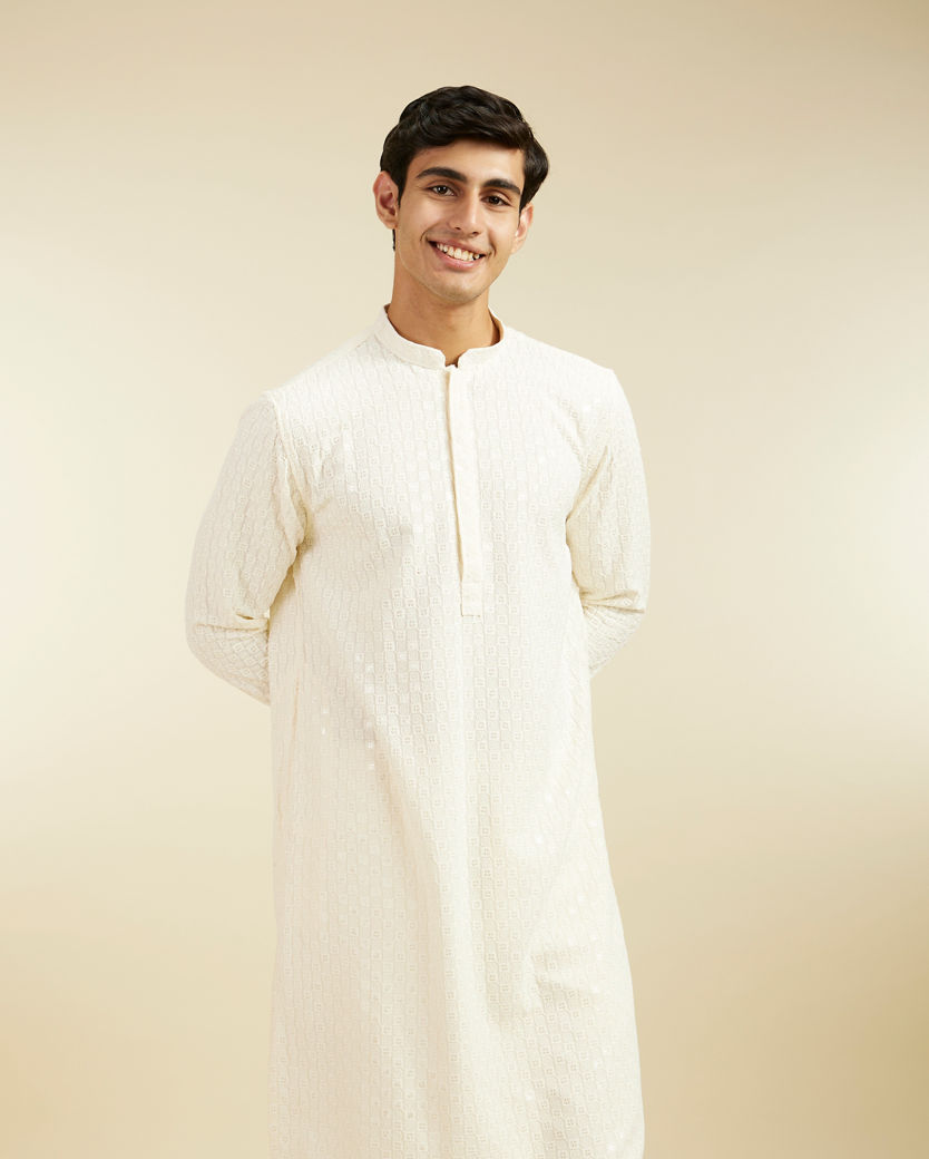 alt message - Diwas Men Ivory Cream Chikankari Sequinned Kurta image number 0